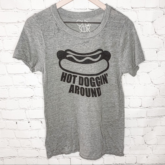 Revolve Chaser Hot Doggin' Graphic Tee Streaky Gray Size Medium NWT - Picture 4 of 5